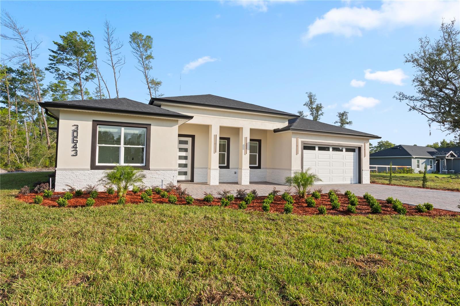 ROYAL TRAILS UNIT 01 - Residential