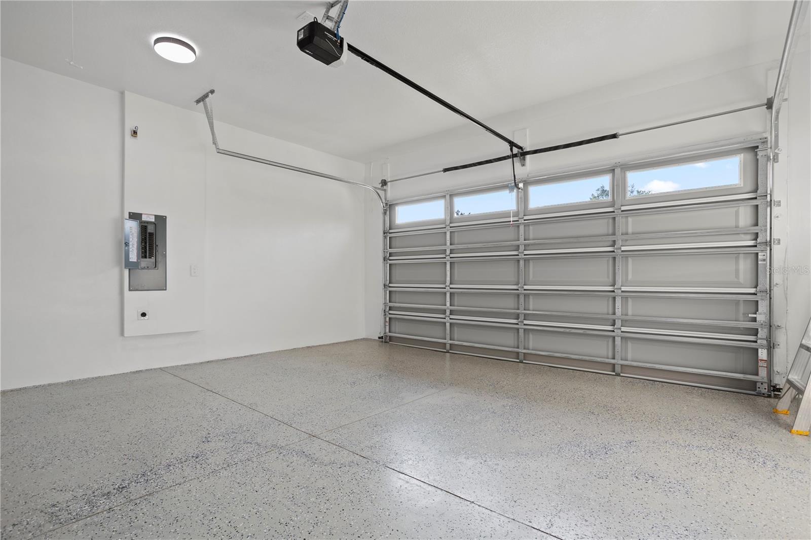 ROYAL TRAILS UNIT 01 - Residential