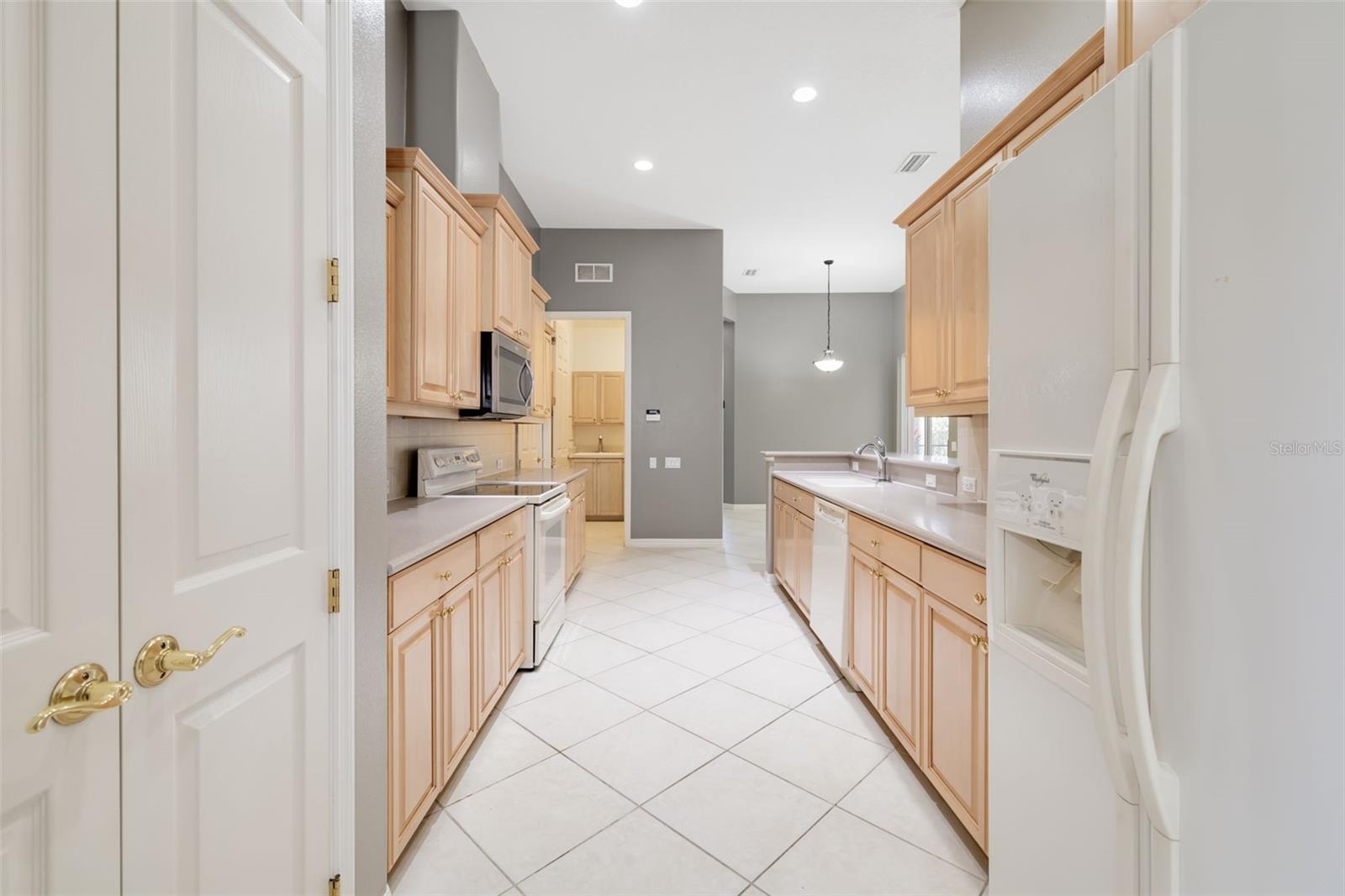 HARBOUR WALK, RIVERDALE REV - Residential