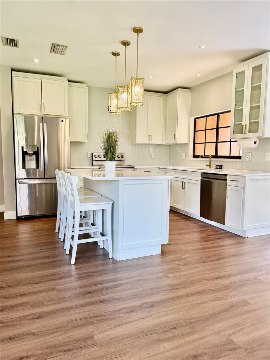 MEADOW POINTE - Residential Lease