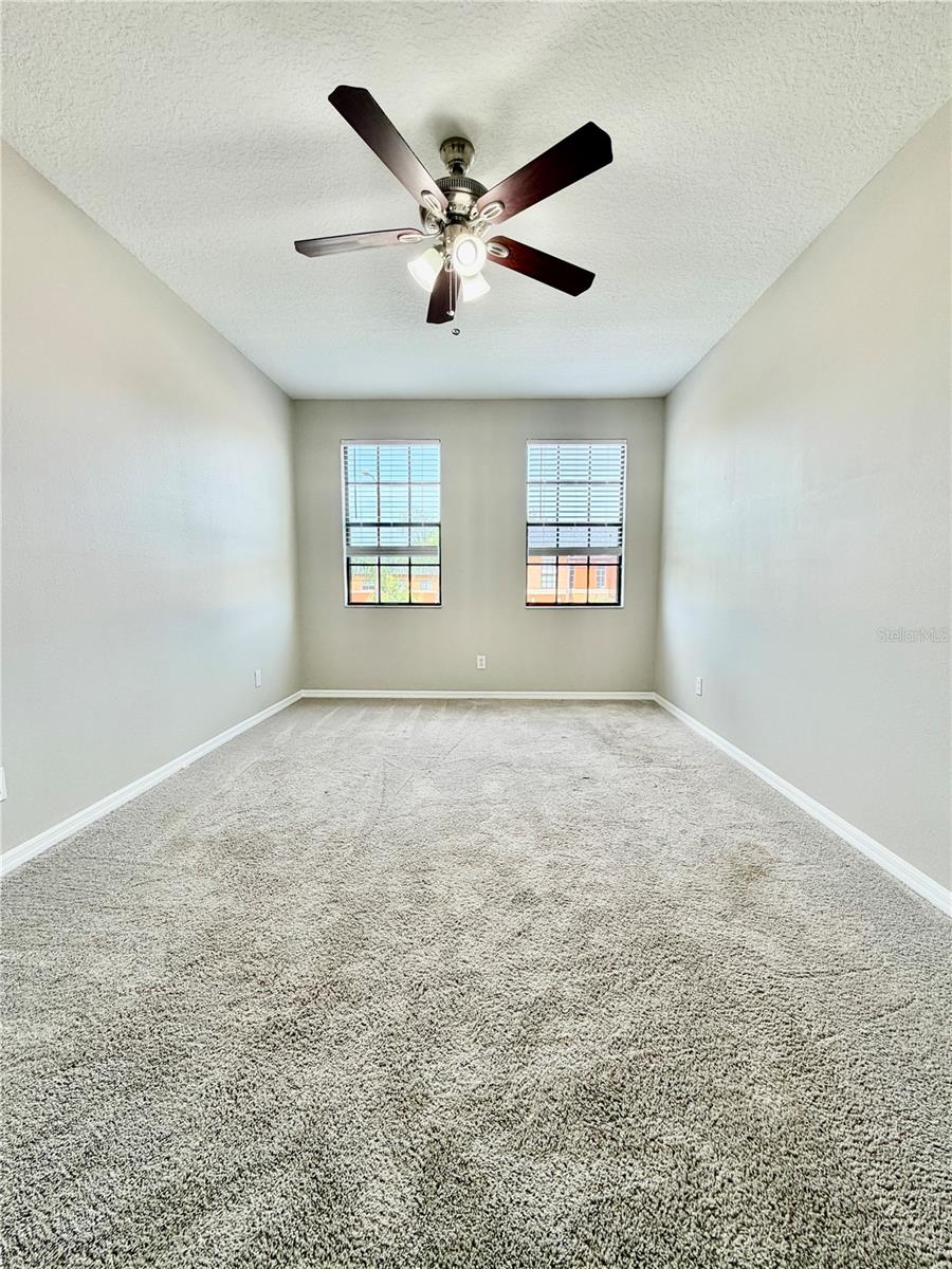 MEADOW POINTE - Residential Lease