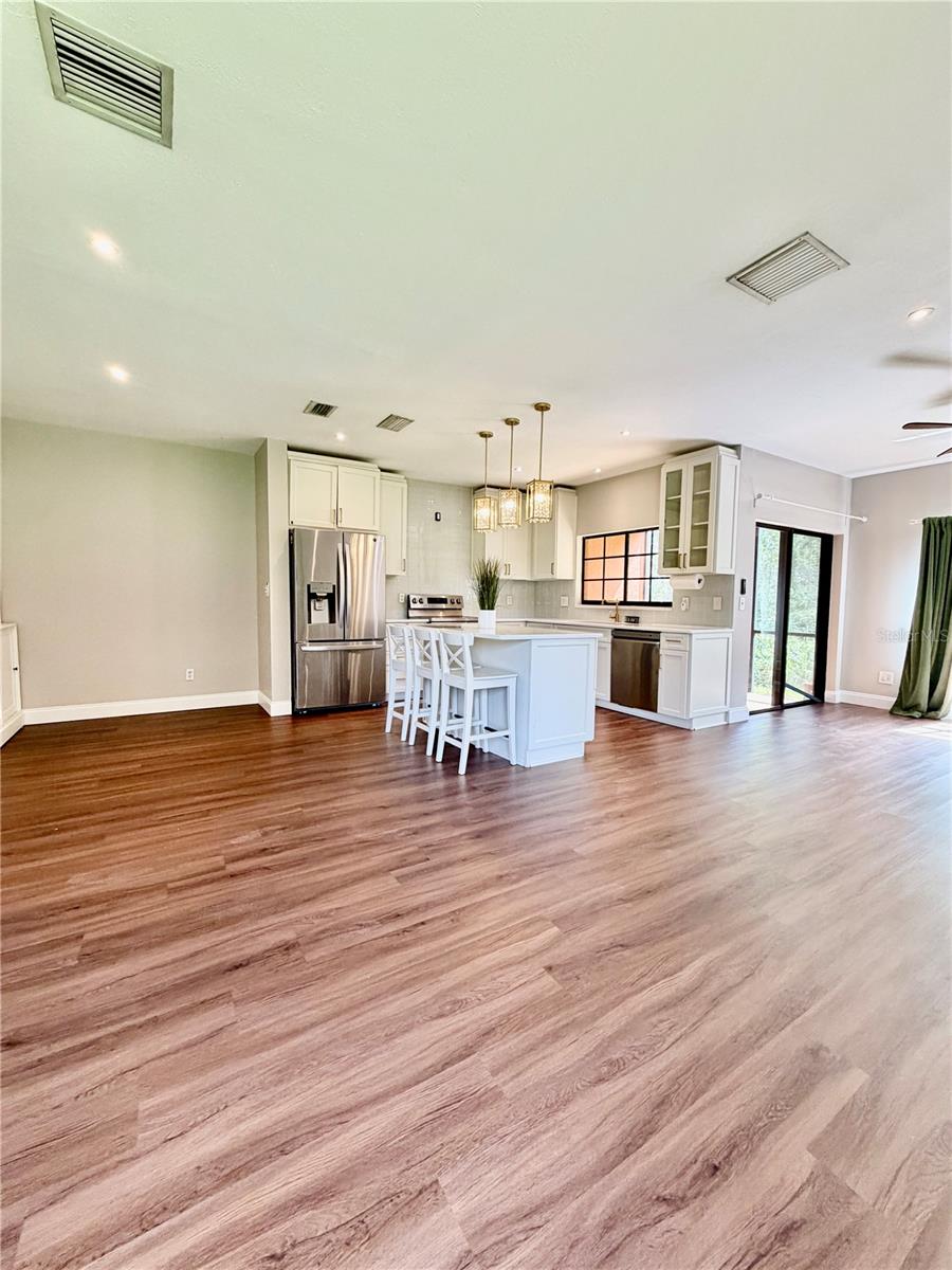 MEADOW POINTE - Residential Lease