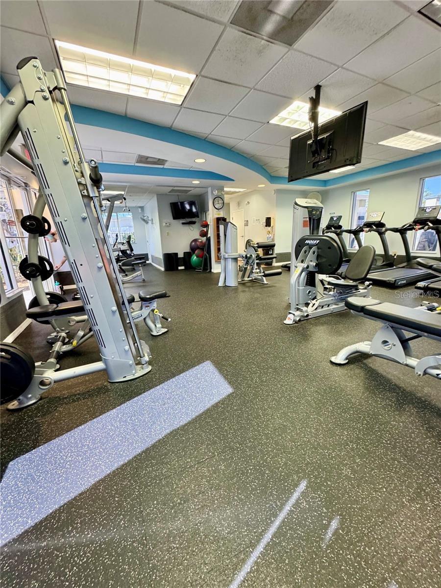 MEADOW POINTE - Residential Lease