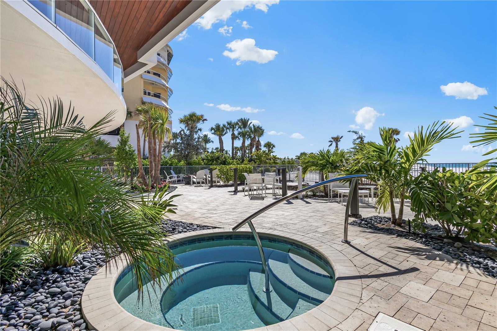 TEN35 SEASIDE - Residential