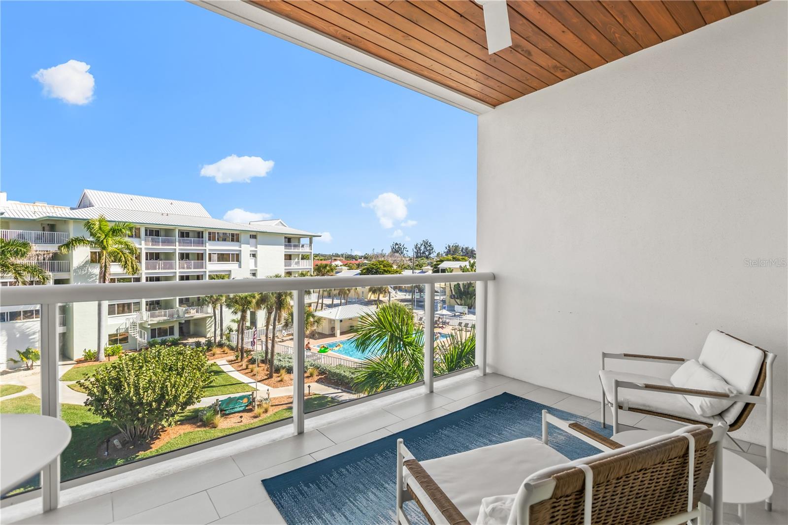 TEN35 SEASIDE - Residential