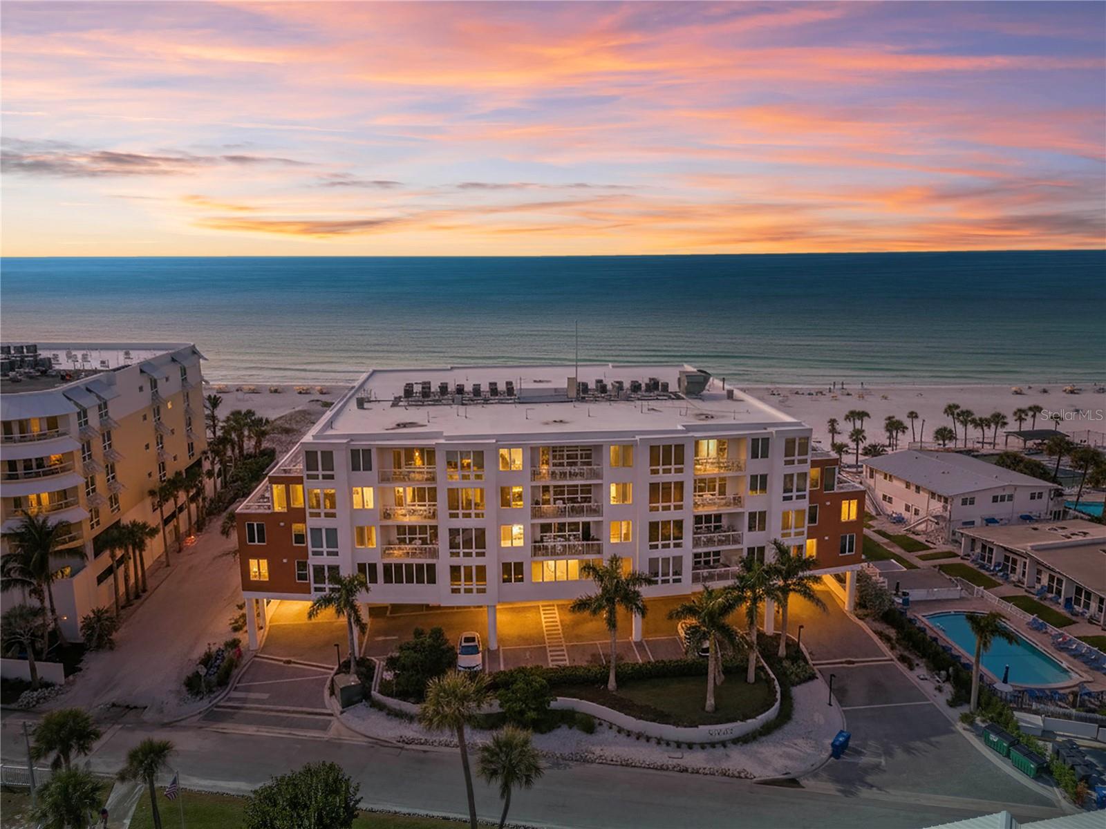 TEN35 SEASIDE - Residential