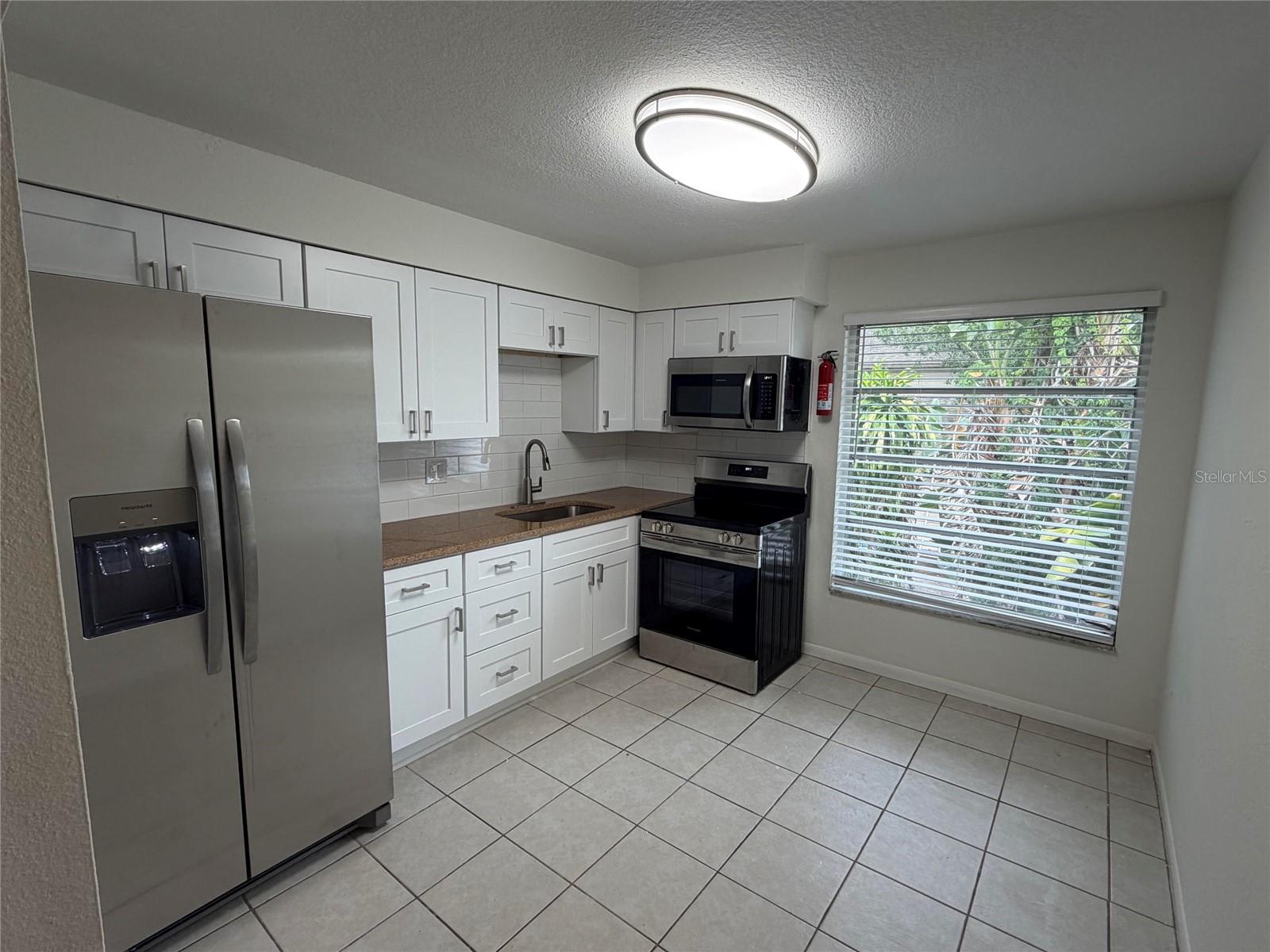 RILLINGS SUB G F - Residential Lease