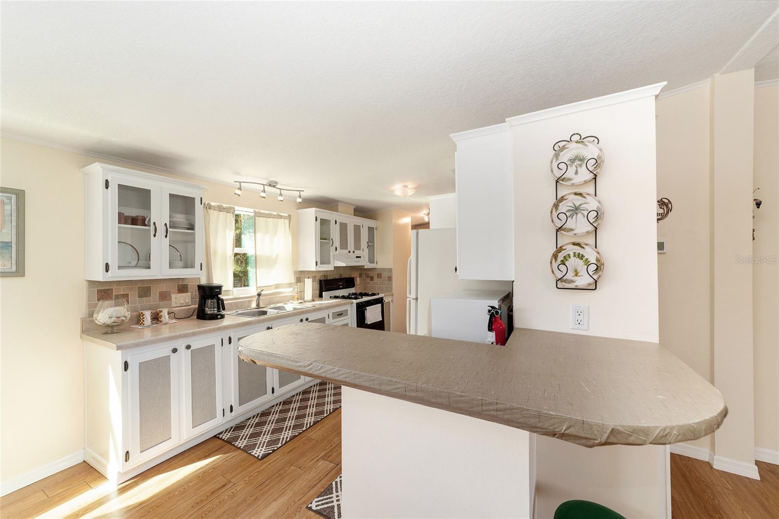POINT LONESOME UNIT 2 (SEC 27) - Residential