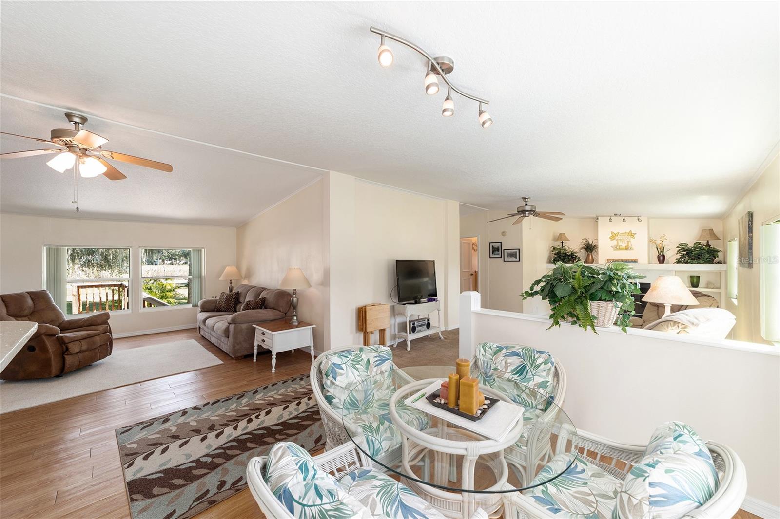 POINT LONESOME UNIT 2 (SEC 27) - Residential