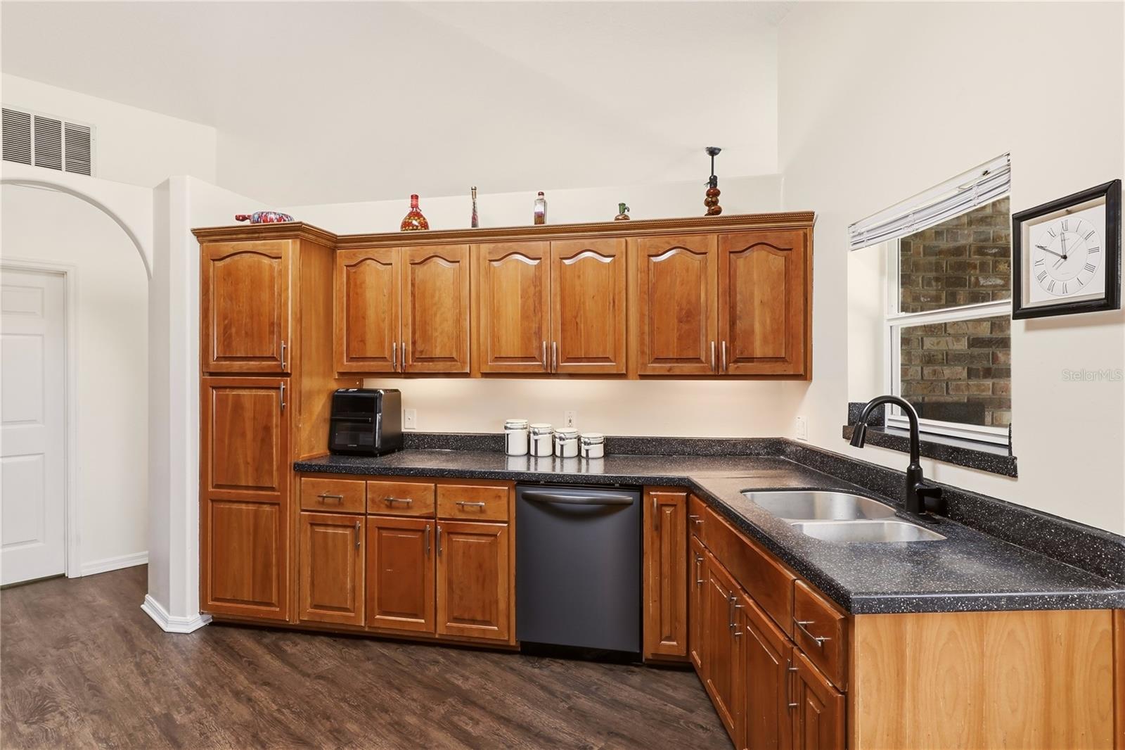MARITIME ESTATES - Residential
