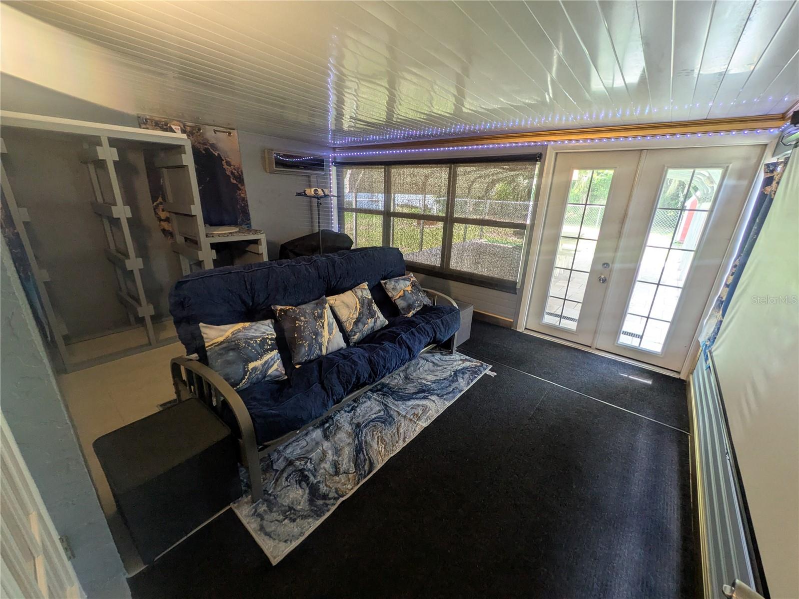 ZEPHYR BREEZE - Residential