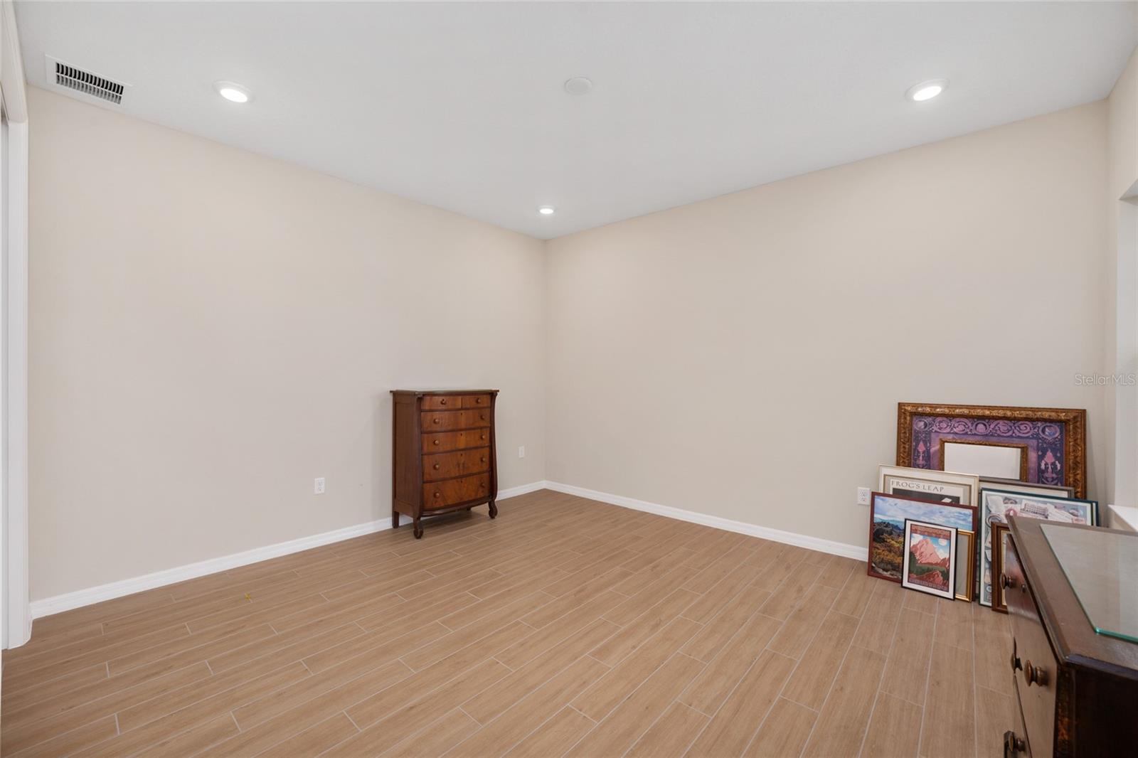 ON TOP OF THE WORLD  LONGLEAF RDG - Residential
