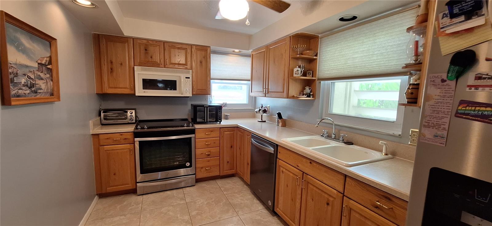 SAVANNAH CONDO - Residential