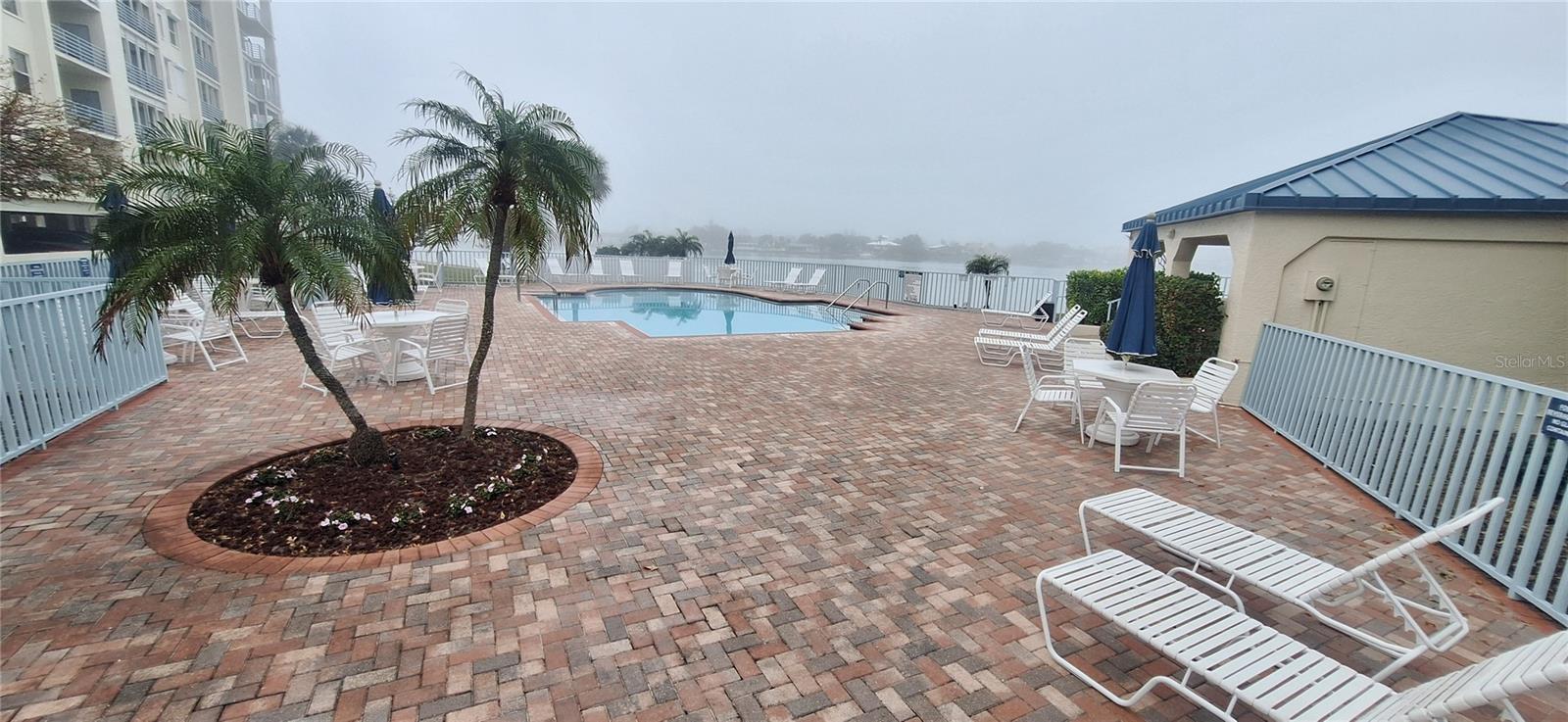 SAVANNAH CONDO - Residential