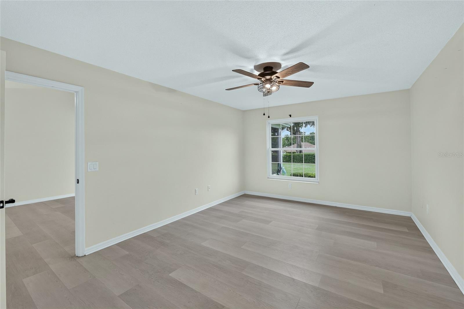 MAGNOLIA GARDEN VILLAS OR 1412/521 - Residential