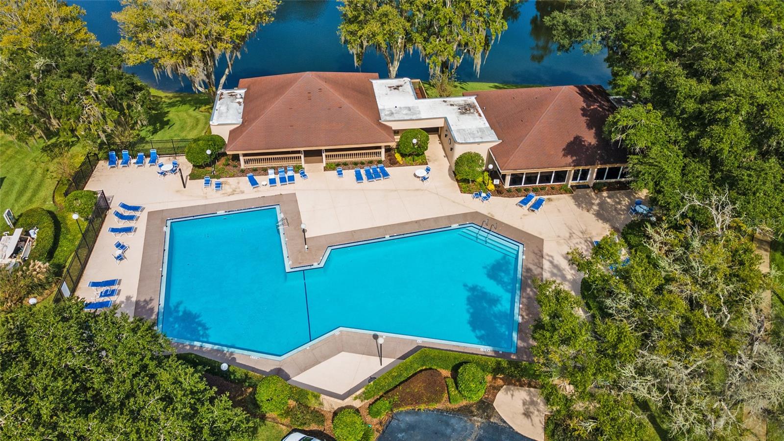 MAGNOLIA GARDEN VILLAS OR 1412/521 - Residential