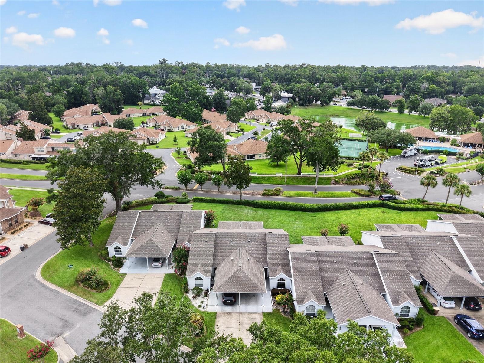 MAGNOLIA GARDEN VILLAS OR 1412/521 - Residential
