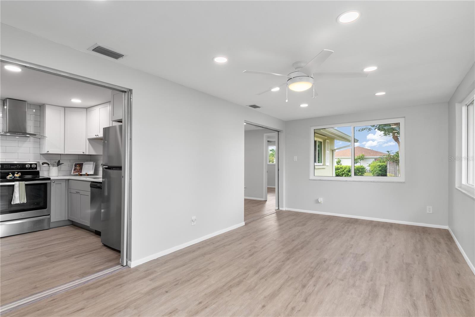 0981 - SOUTH VENICE UNIT 04 - Residential