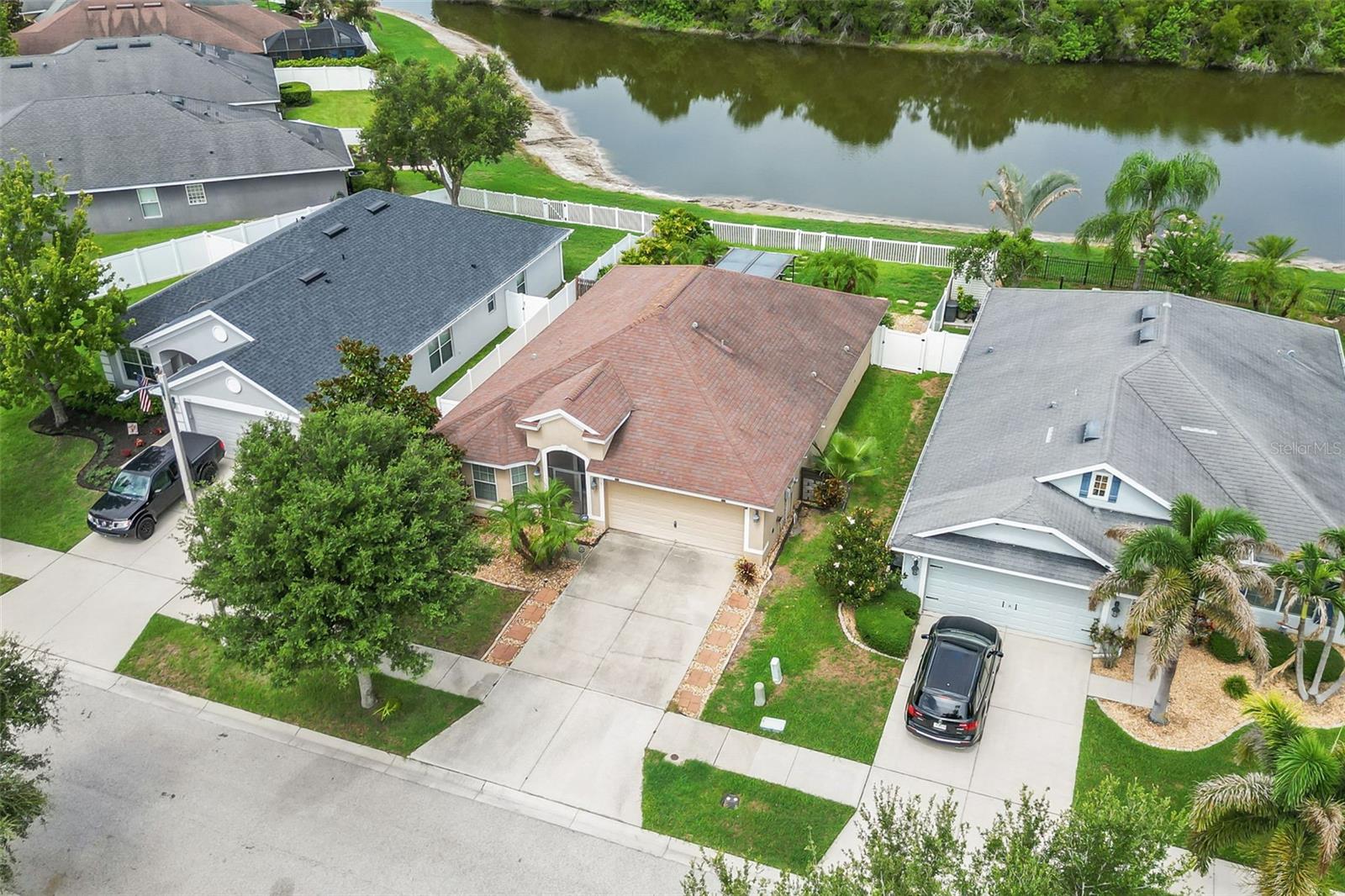 AYERSWORTH GLEN - Residential