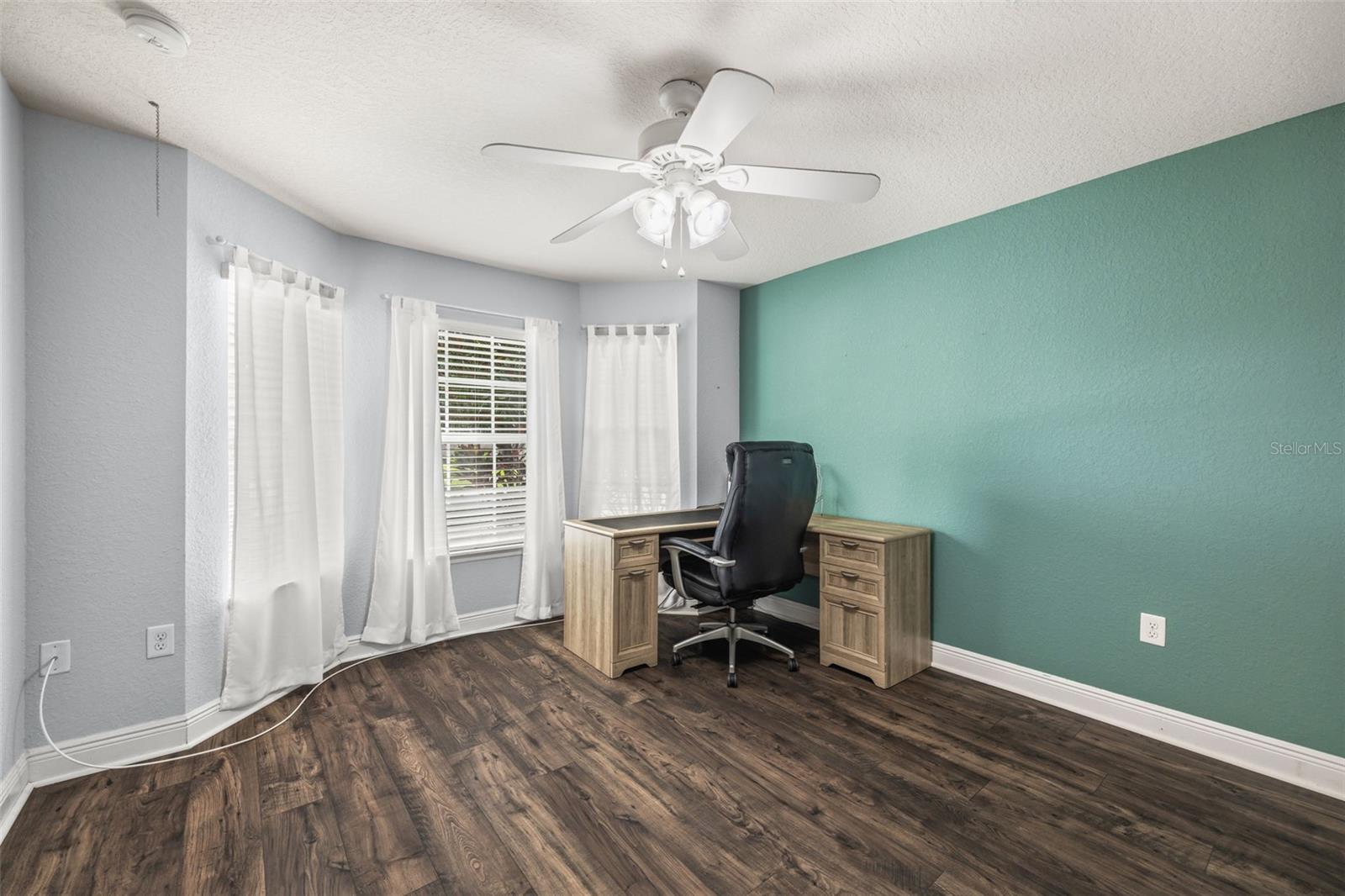 AYERSWORTH GLEN - Residential