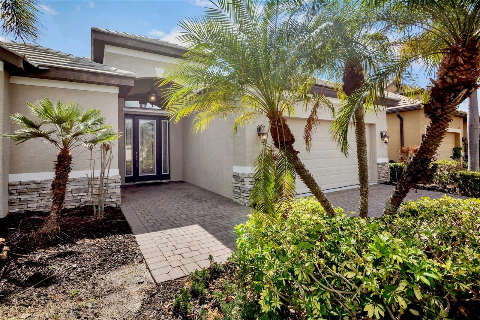 RIVA TRACE - Residential
