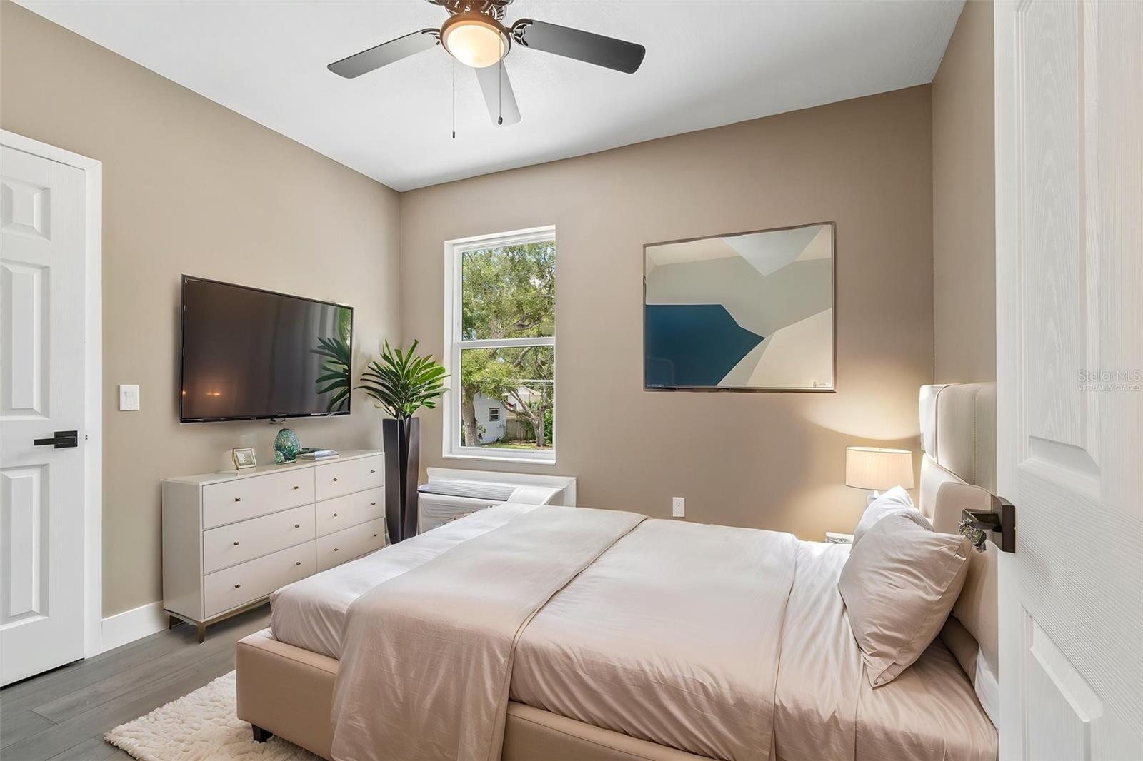 PINELLAS GROVES - Residential