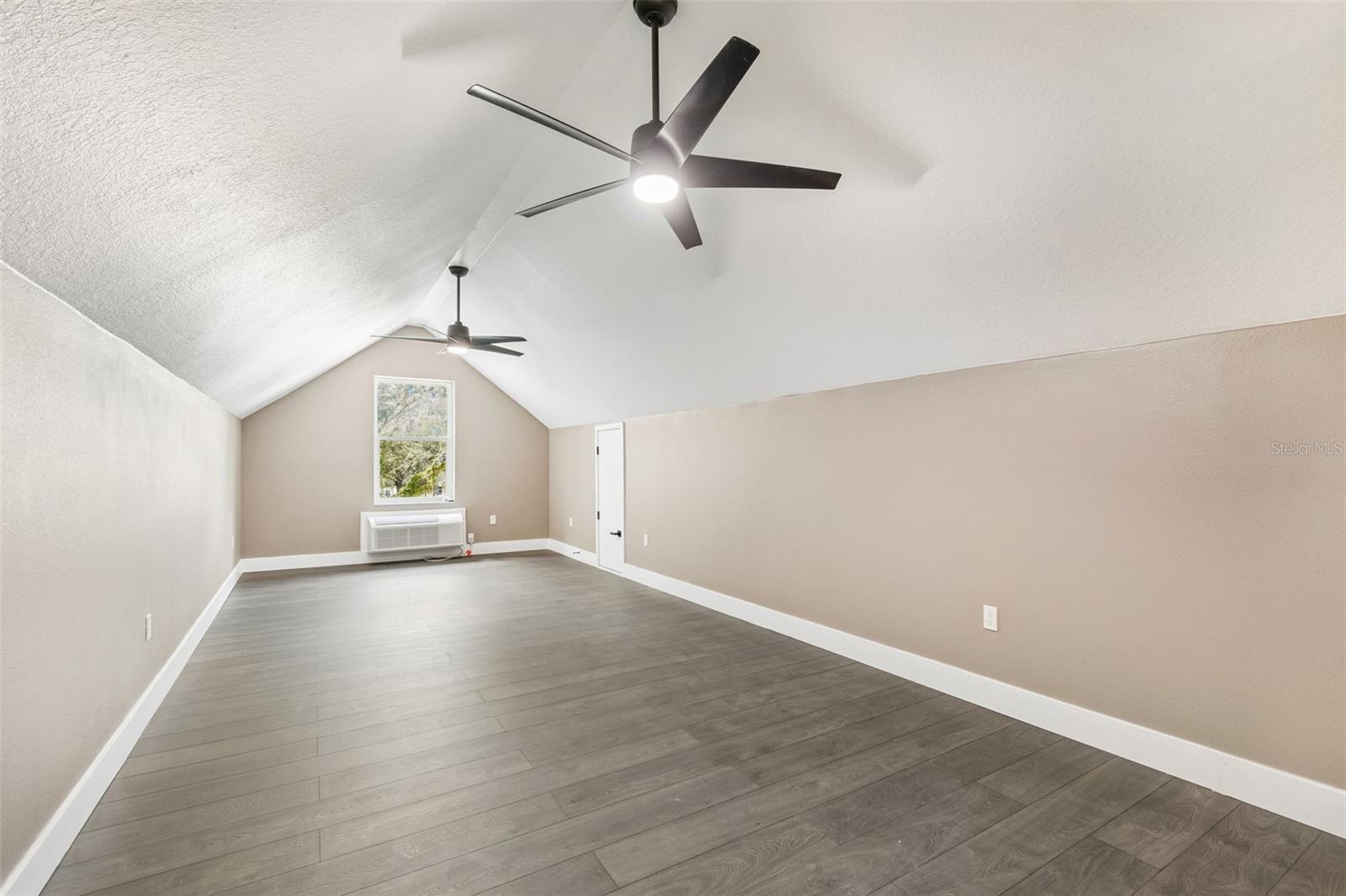 PINELLAS GROVES - Residential