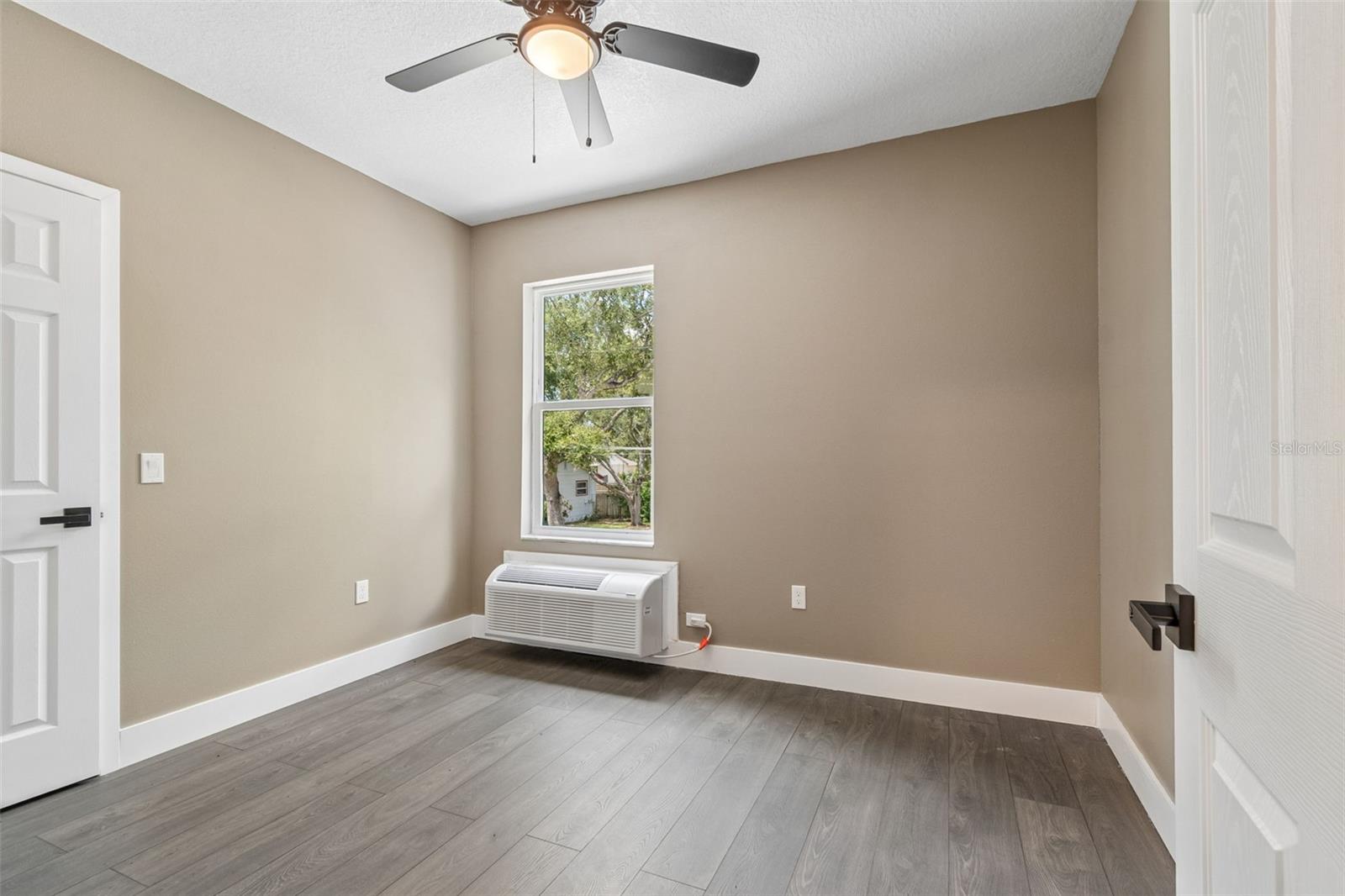 PINELLAS GROVES - Residential