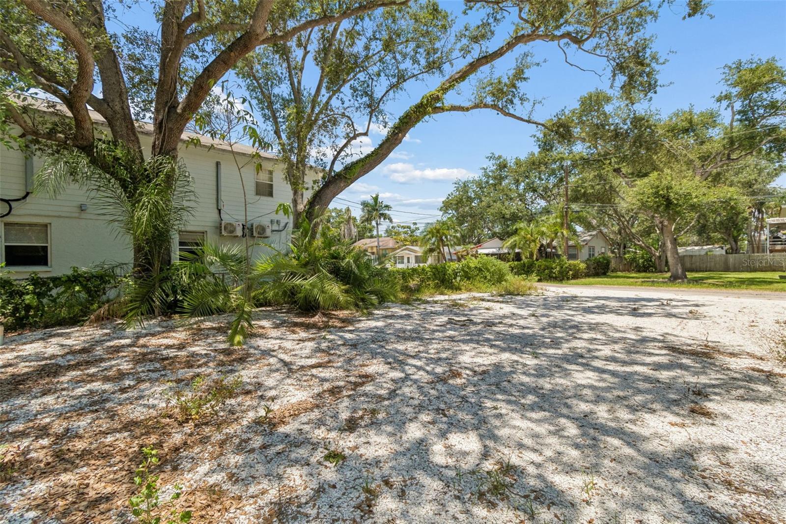 PINELLAS GROVES - Residential