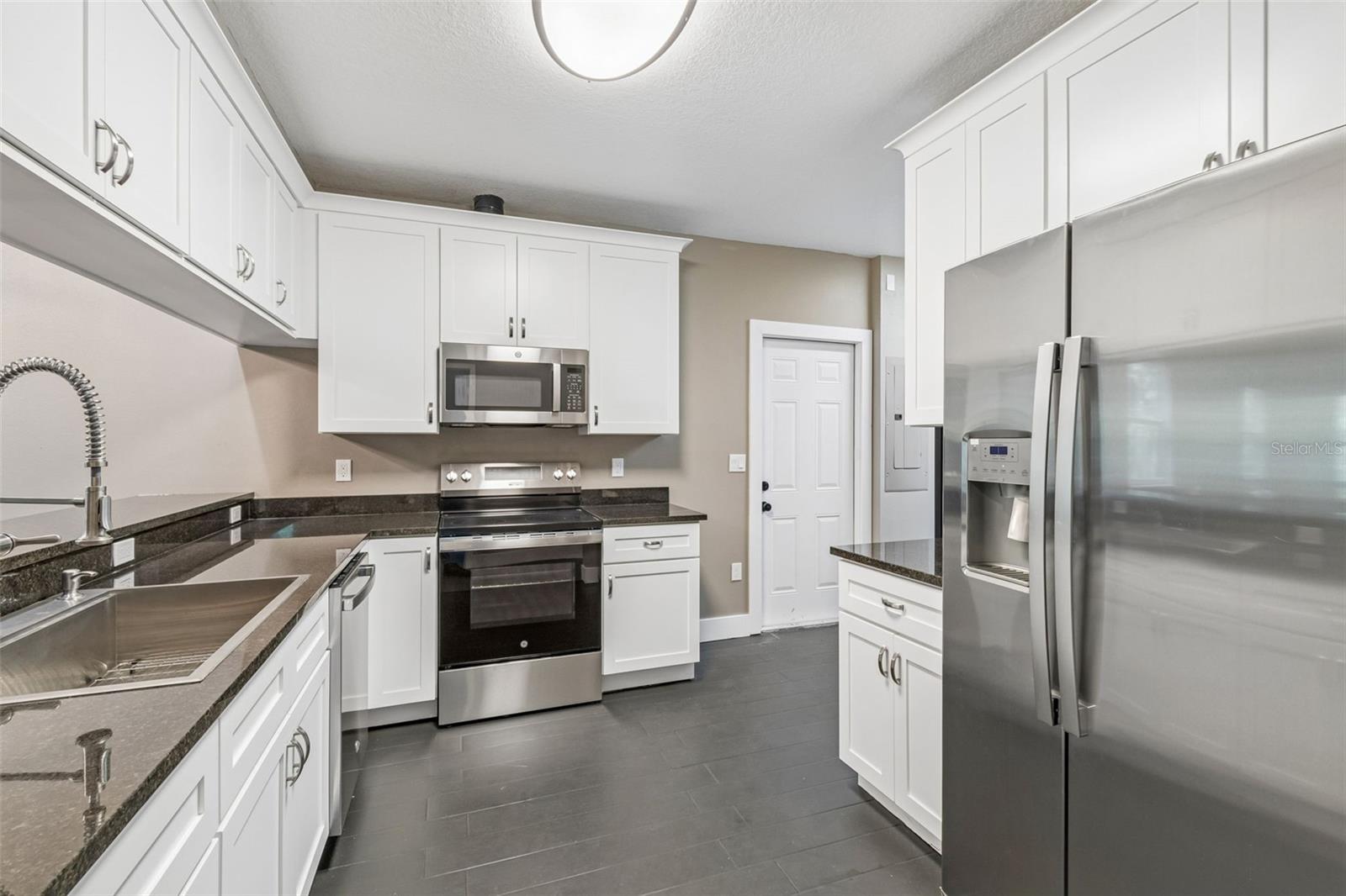 PINELLAS GROVES - Residential