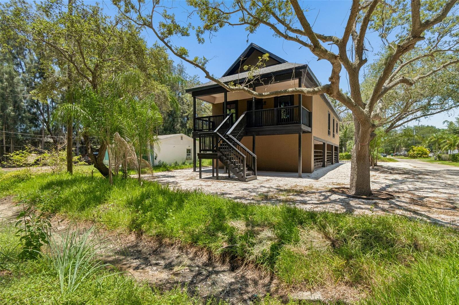 PINELLAS GROVES - Residential