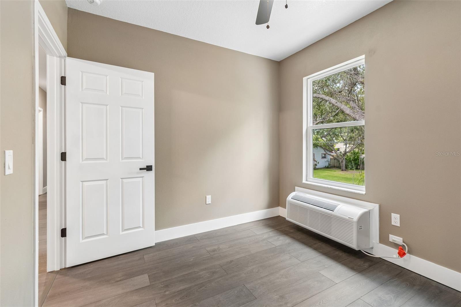 PINELLAS GROVES - Residential
