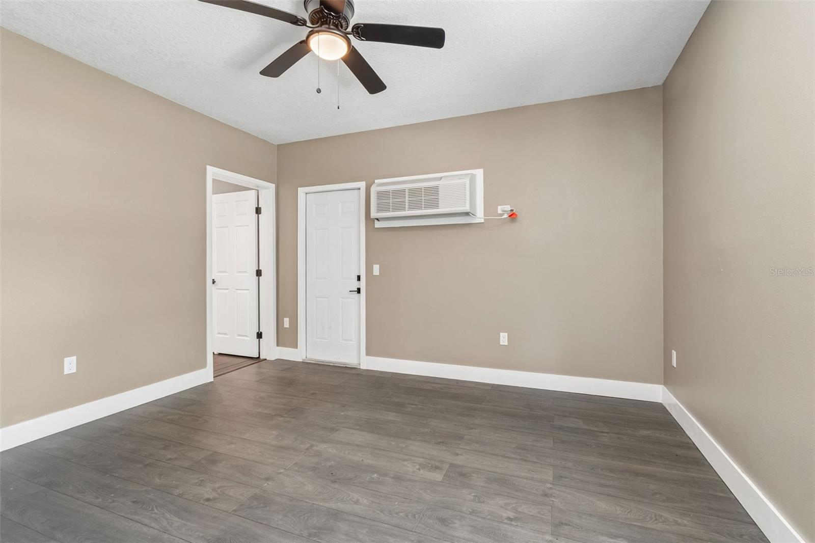 PINELLAS GROVES - Residential