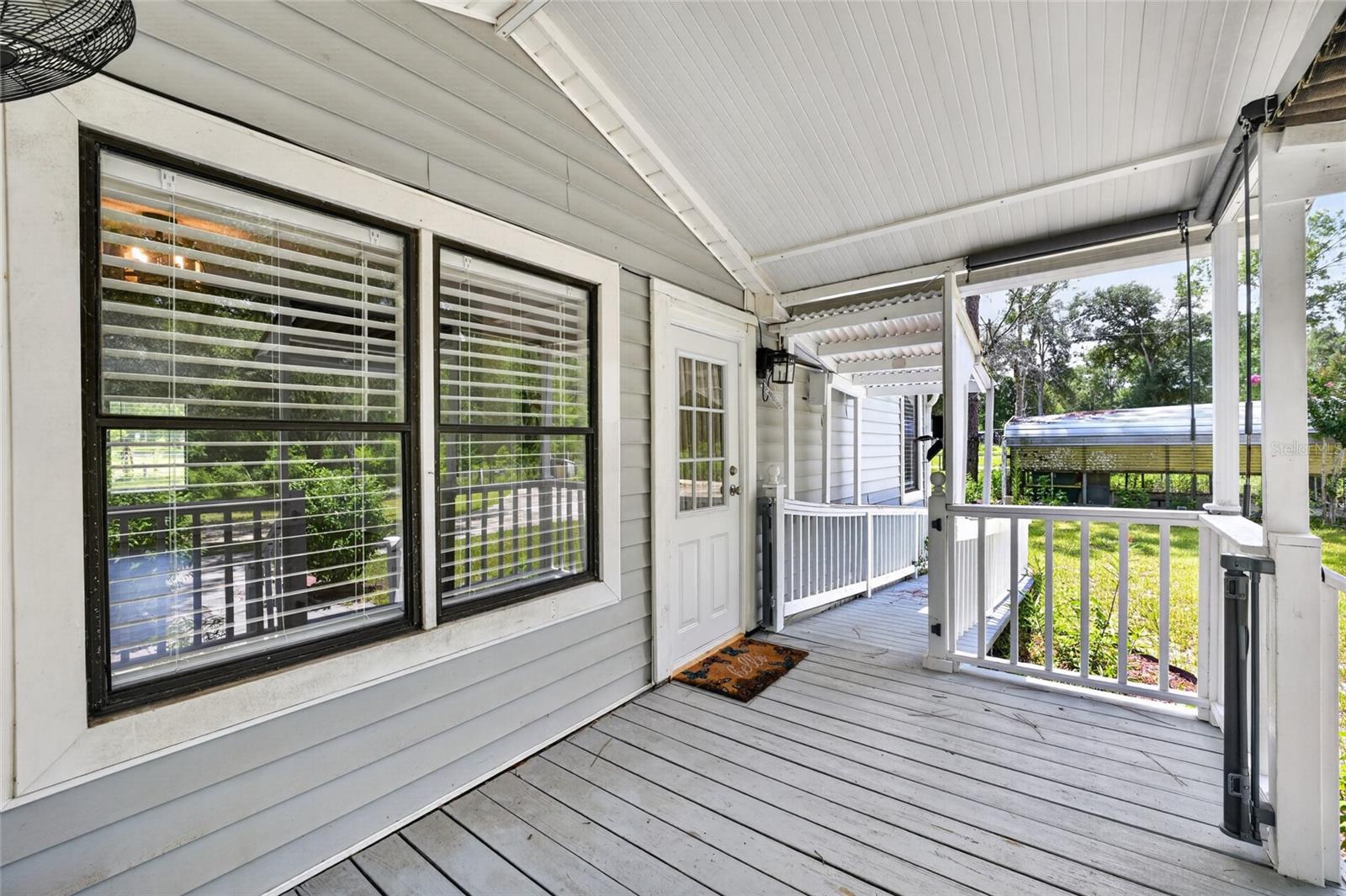 LAKE TROPICANA RANCHETTES - Residential
