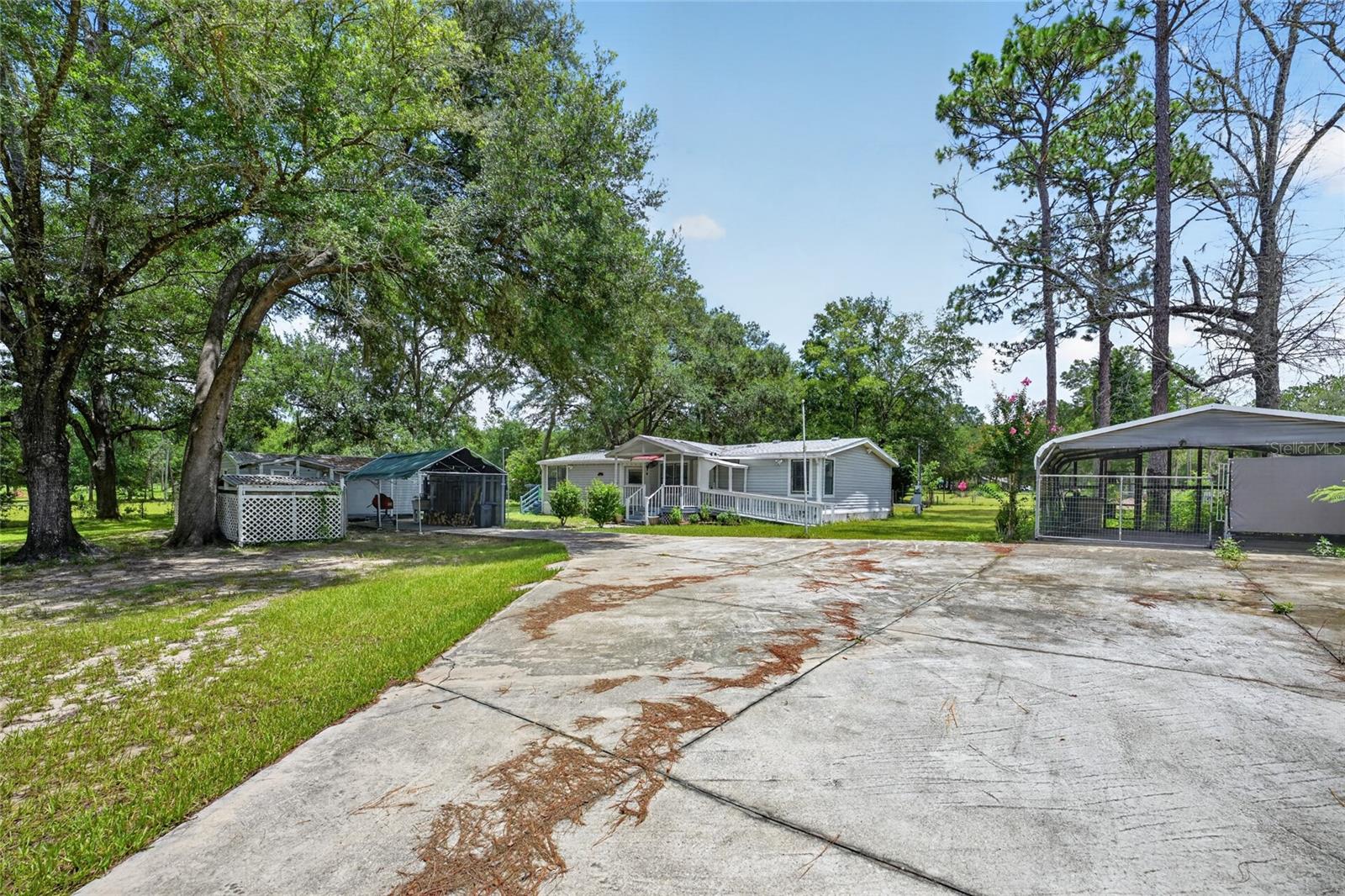 LAKE TROPICANA RANCHETTES - Residential