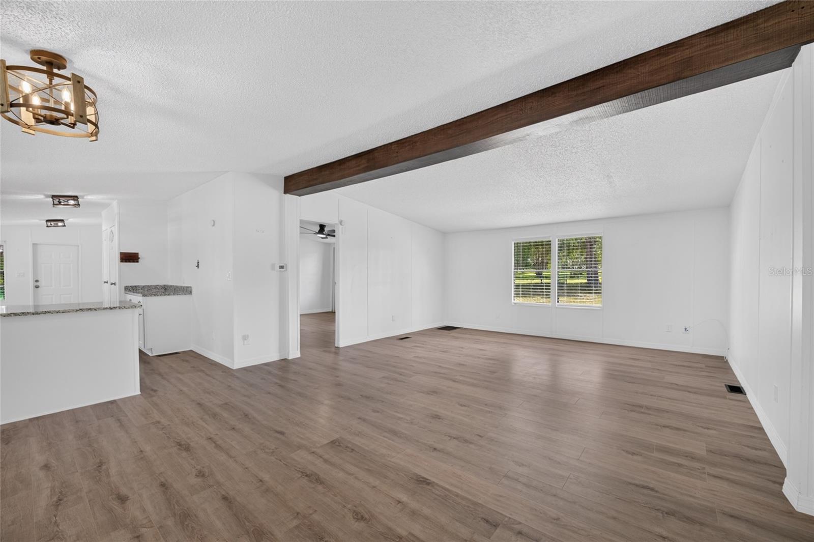 LAKE TROPICANA RANCHETTES - Residential