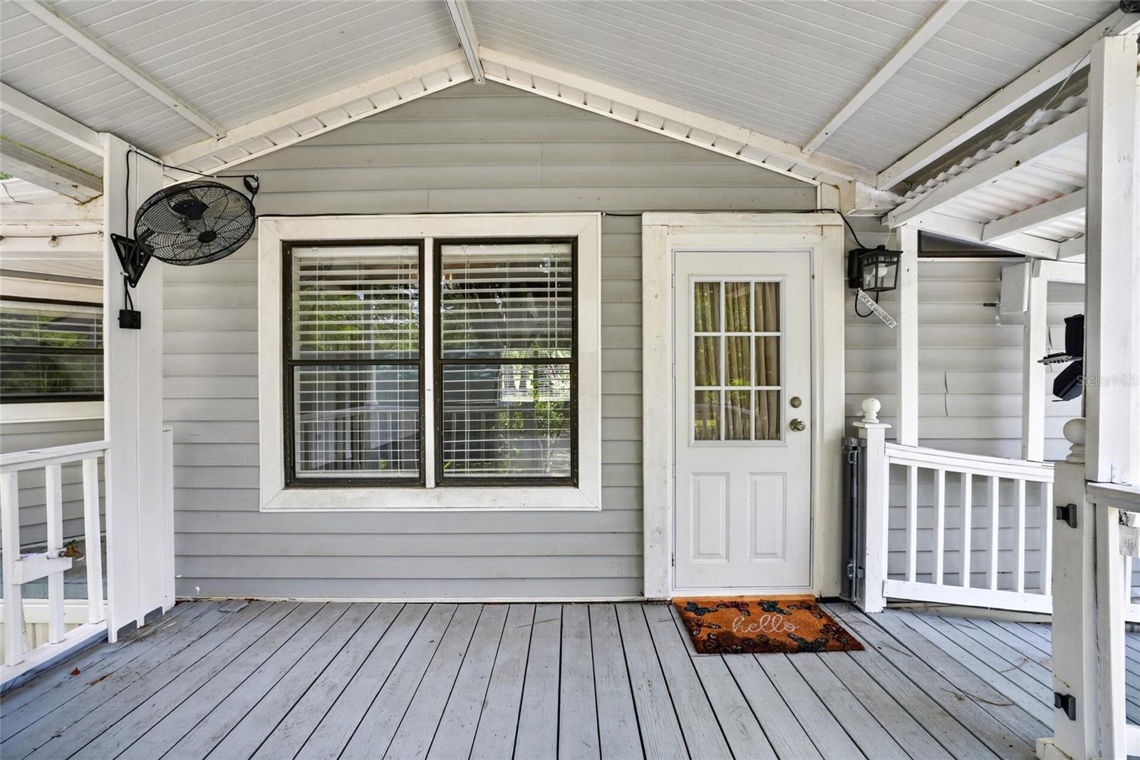 LAKE TROPICANA RANCHETTES - Residential