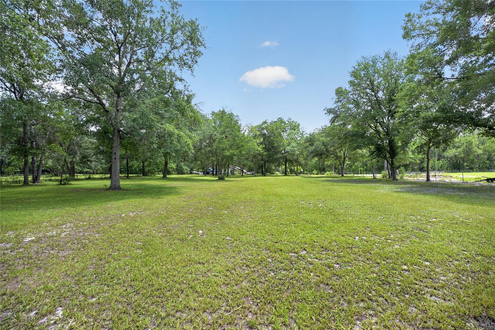 LAKE TROPICANA RANCHETTES - Residential