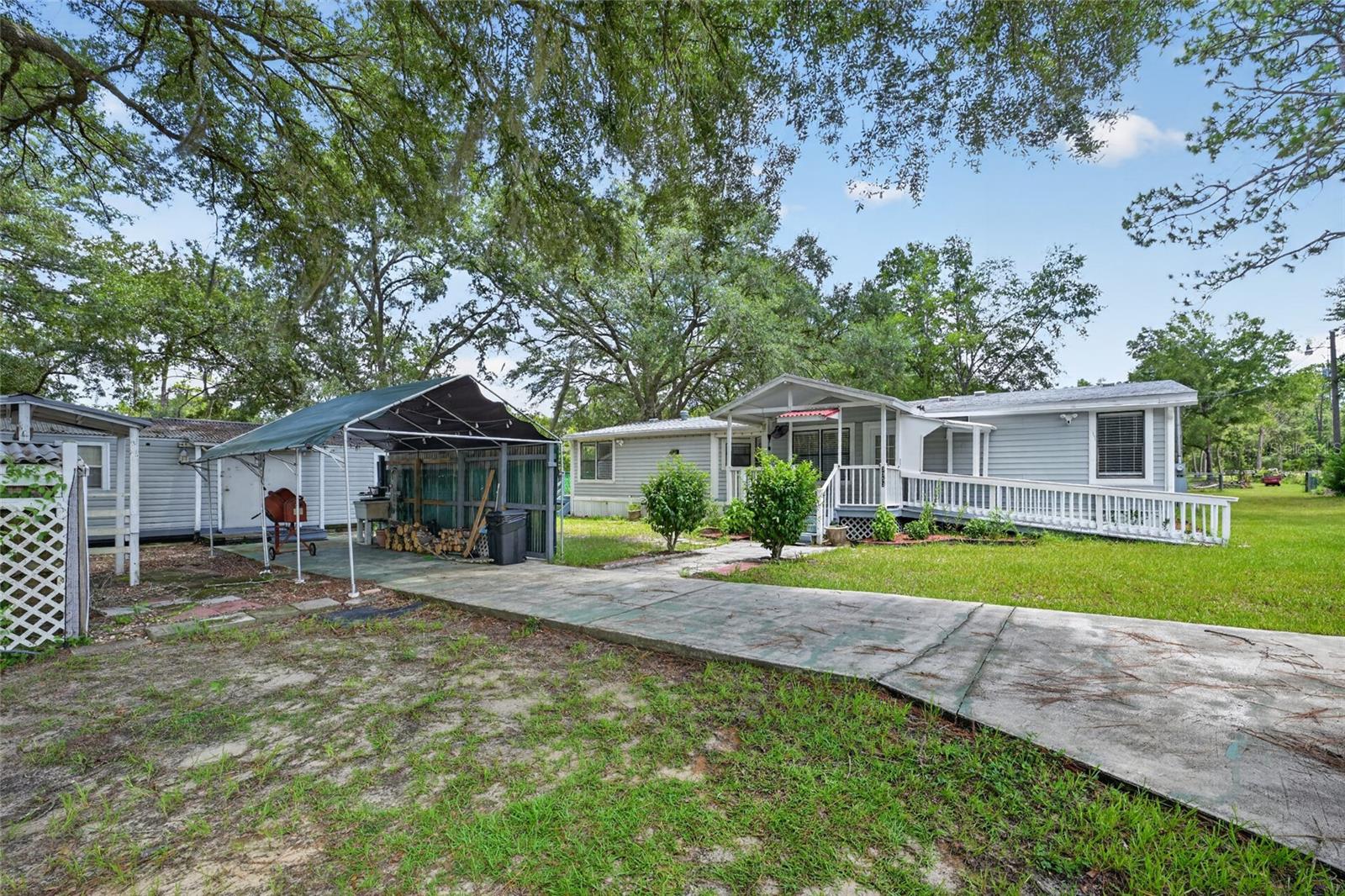 LAKE TROPICANA RANCHETTES - Residential
