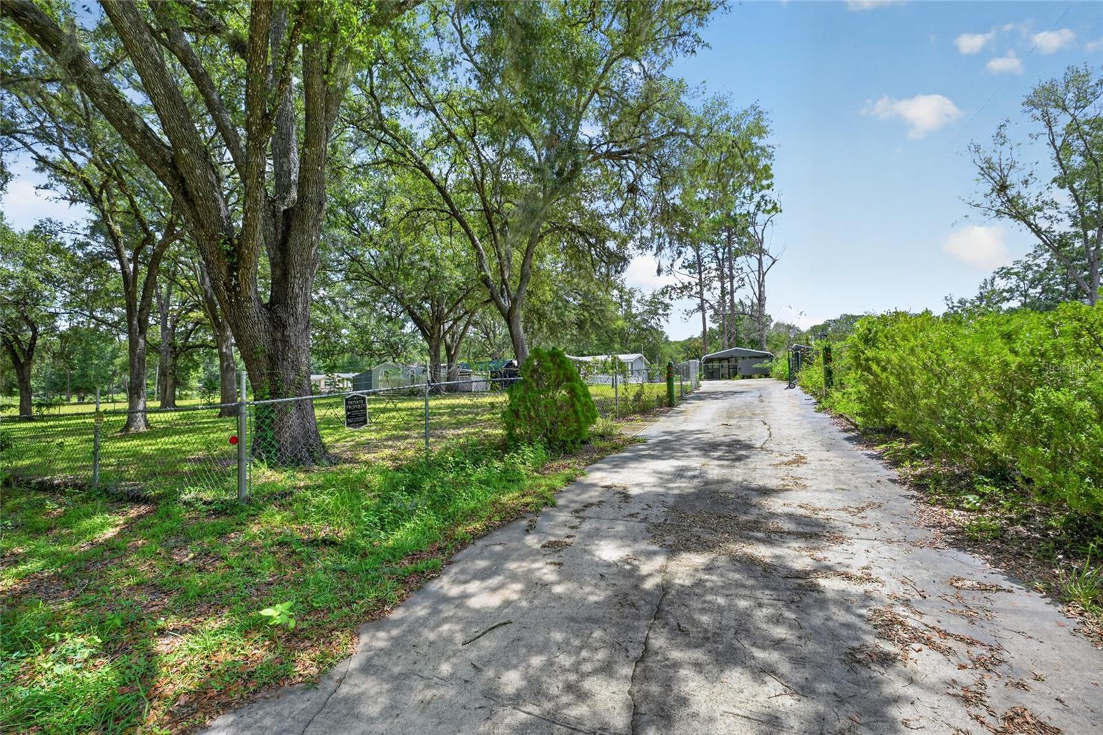 LAKE TROPICANA RANCHETTES - Residential