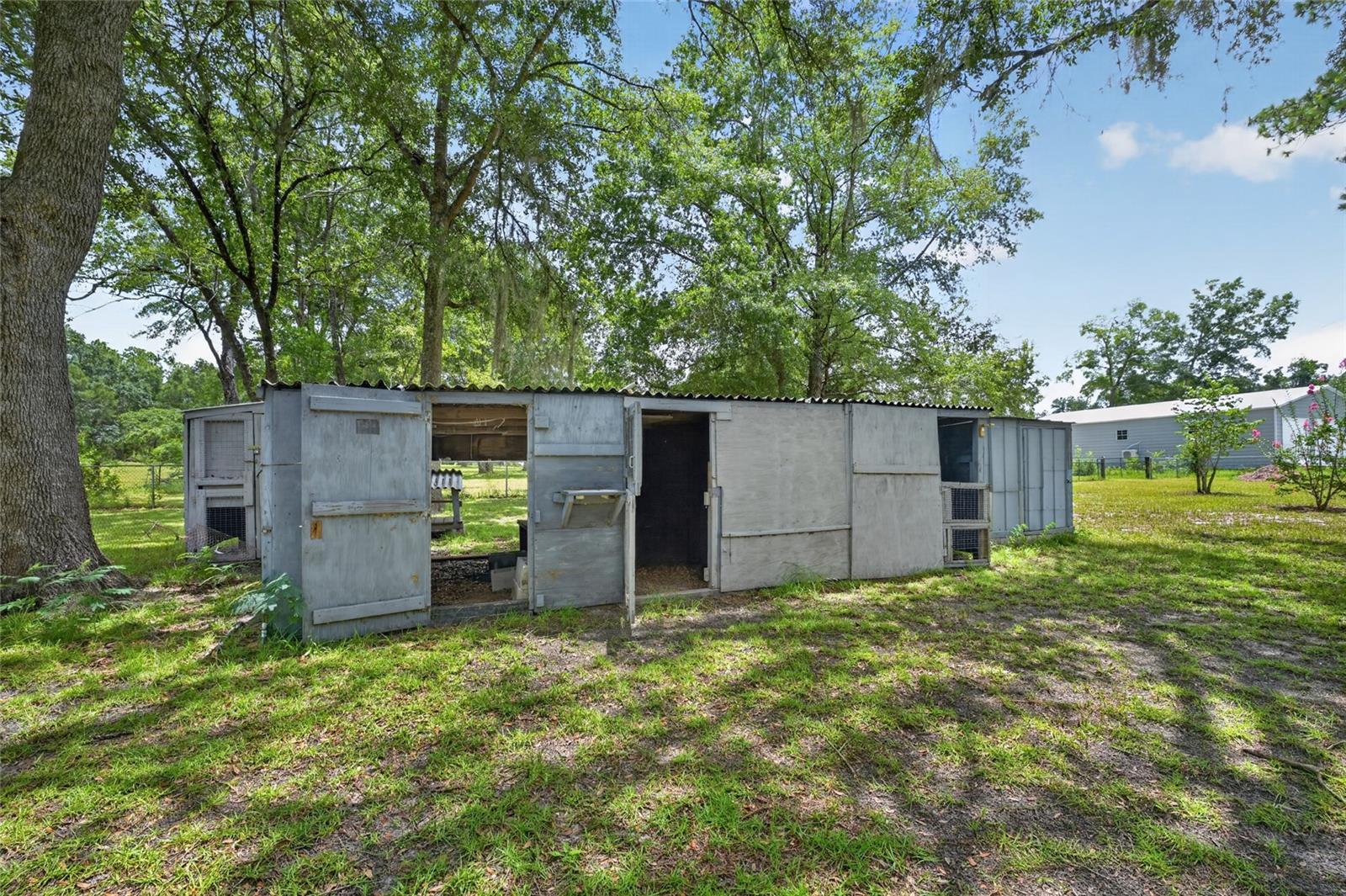 LAKE TROPICANA RANCHETTES - Residential