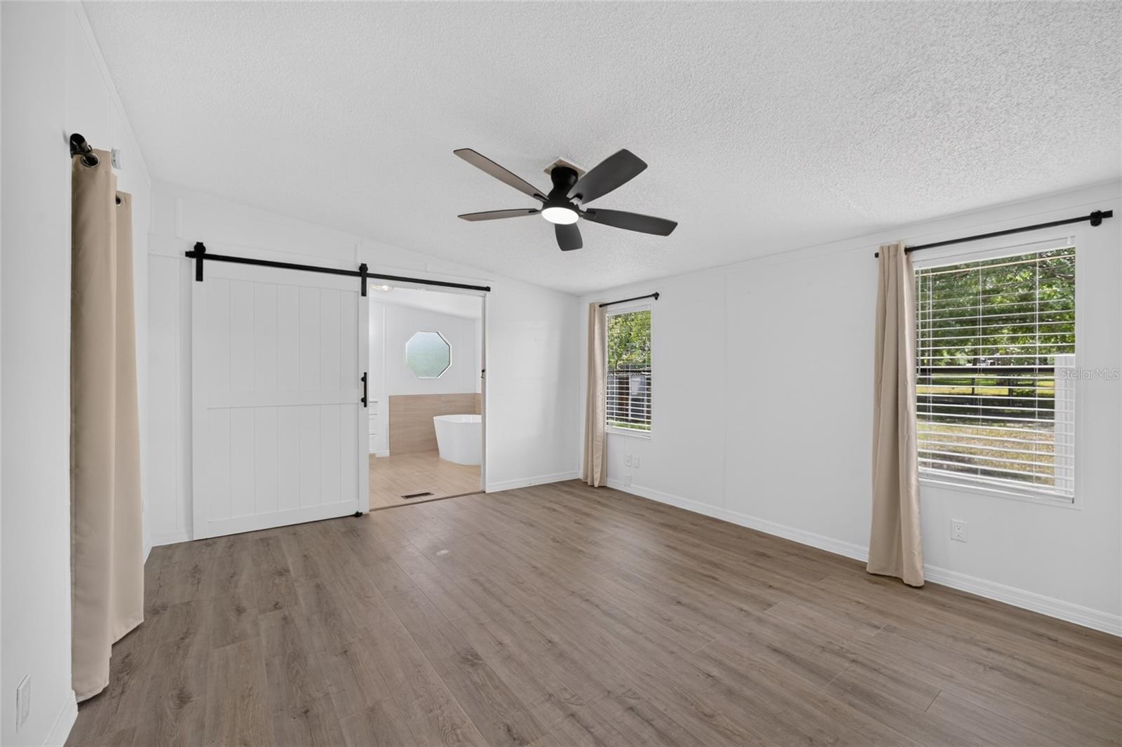 LAKE TROPICANA RANCHETTES - Residential