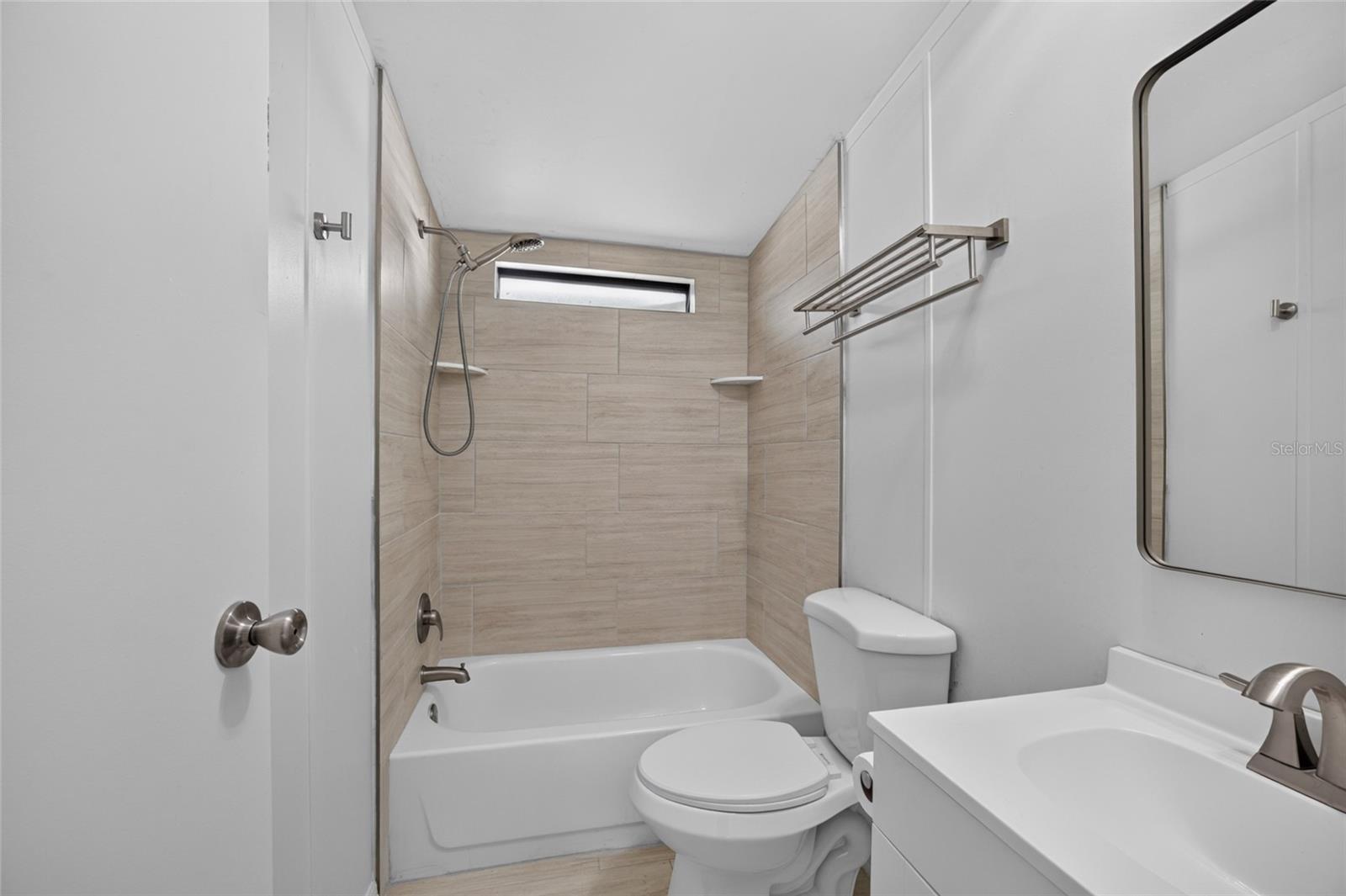 LAKE TROPICANA RANCHETTES - Residential
