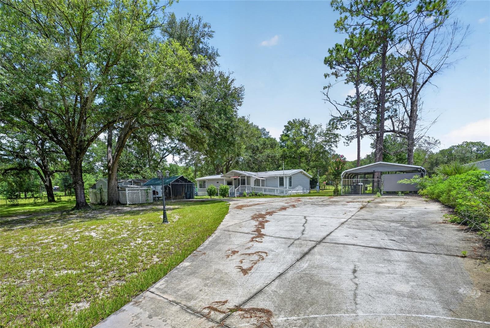 LAKE TROPICANA RANCHETTES - Residential