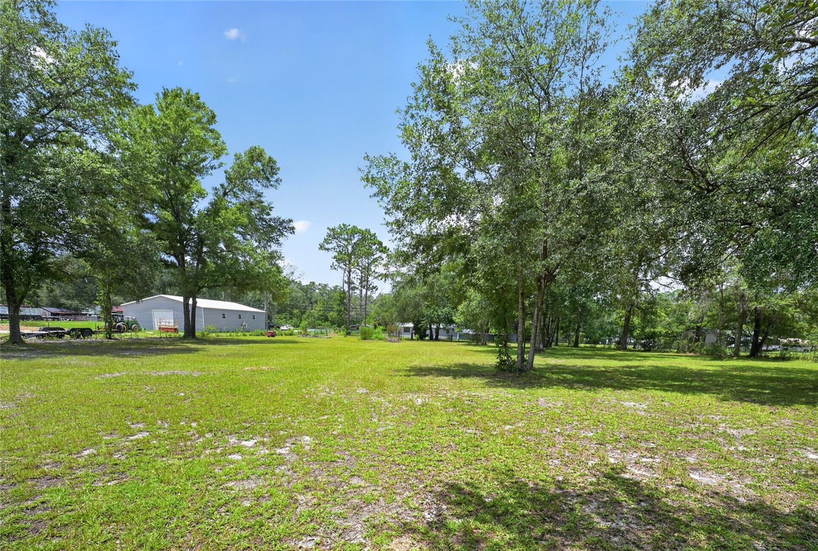 LAKE TROPICANA RANCHETTES - Residential
