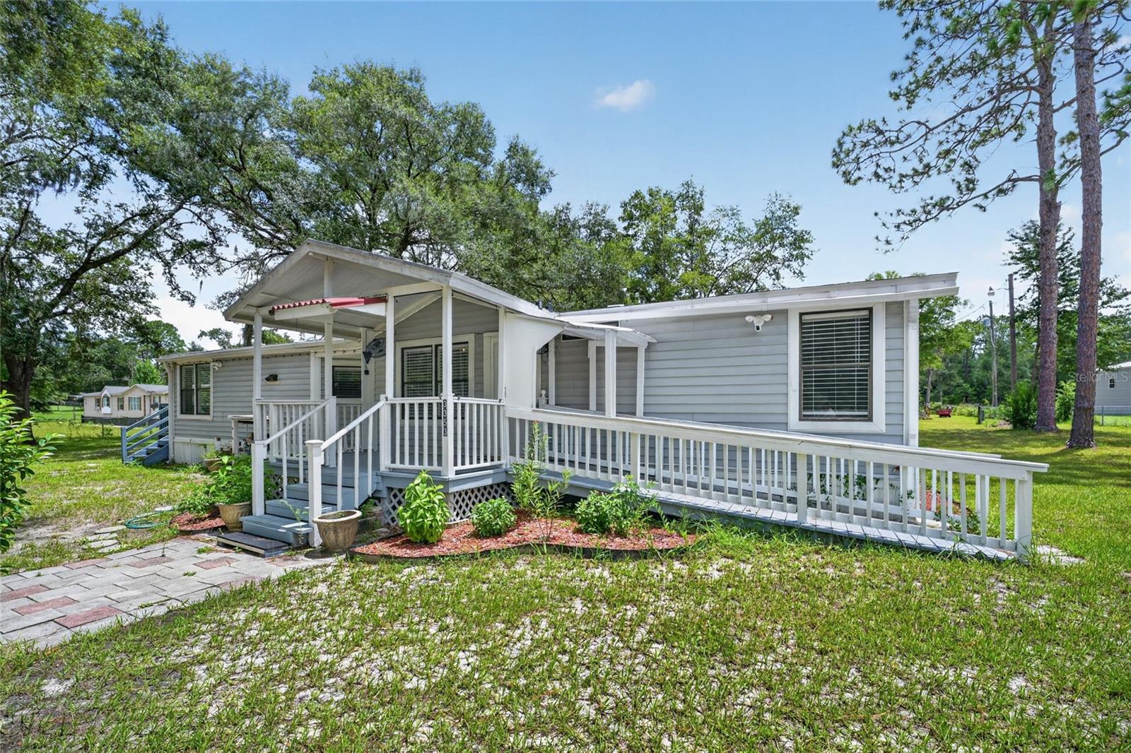 LAKE TROPICANA RANCHETTES - Residential