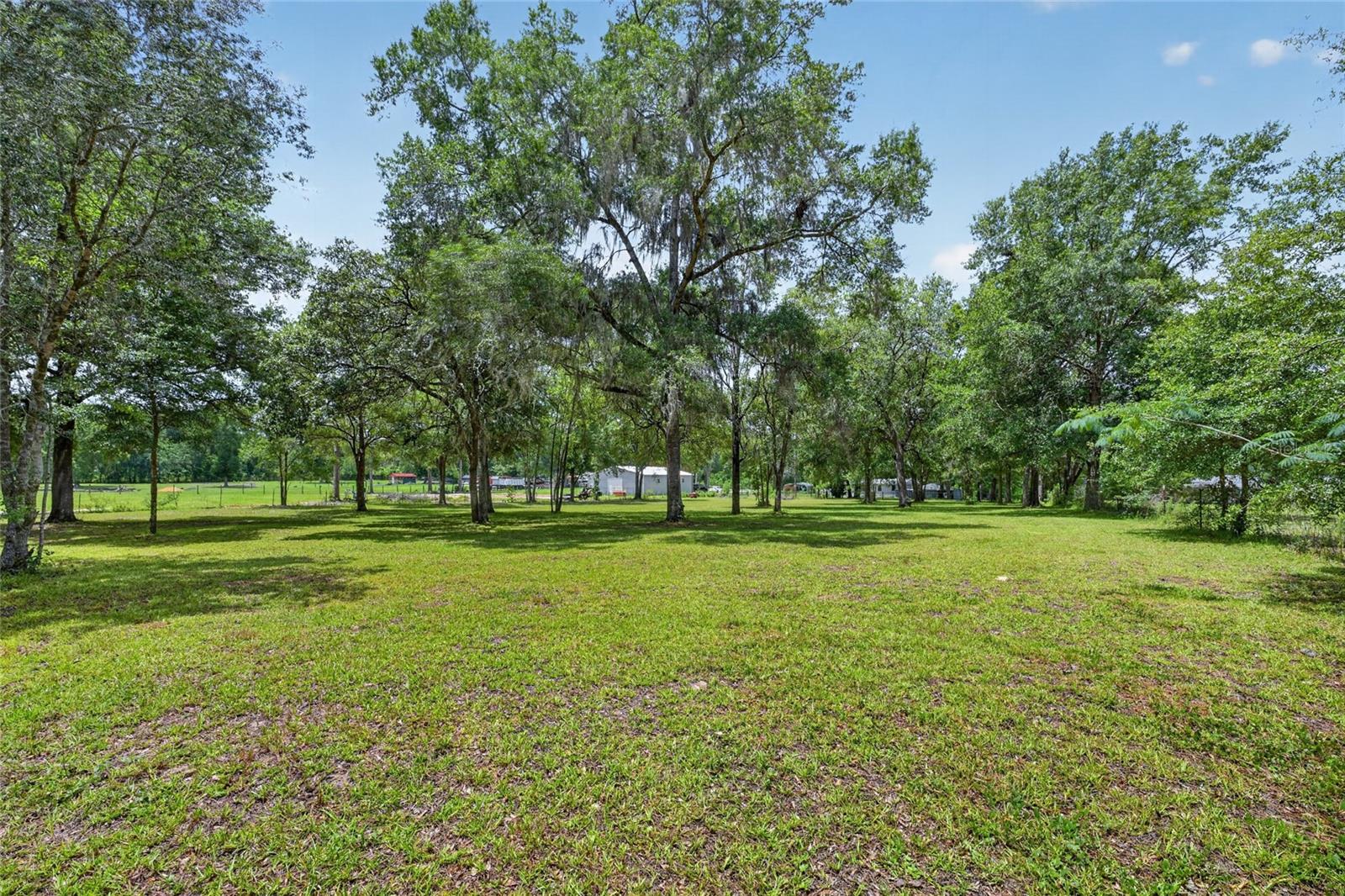 LAKE TROPICANA RANCHETTES - Residential