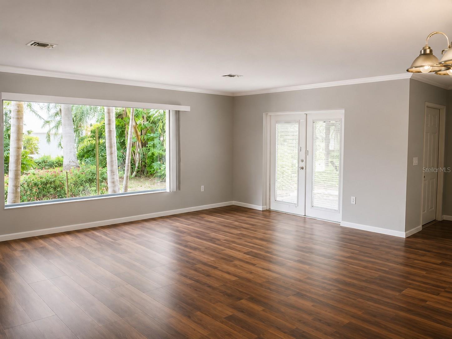 SHORELANDS - Residential
