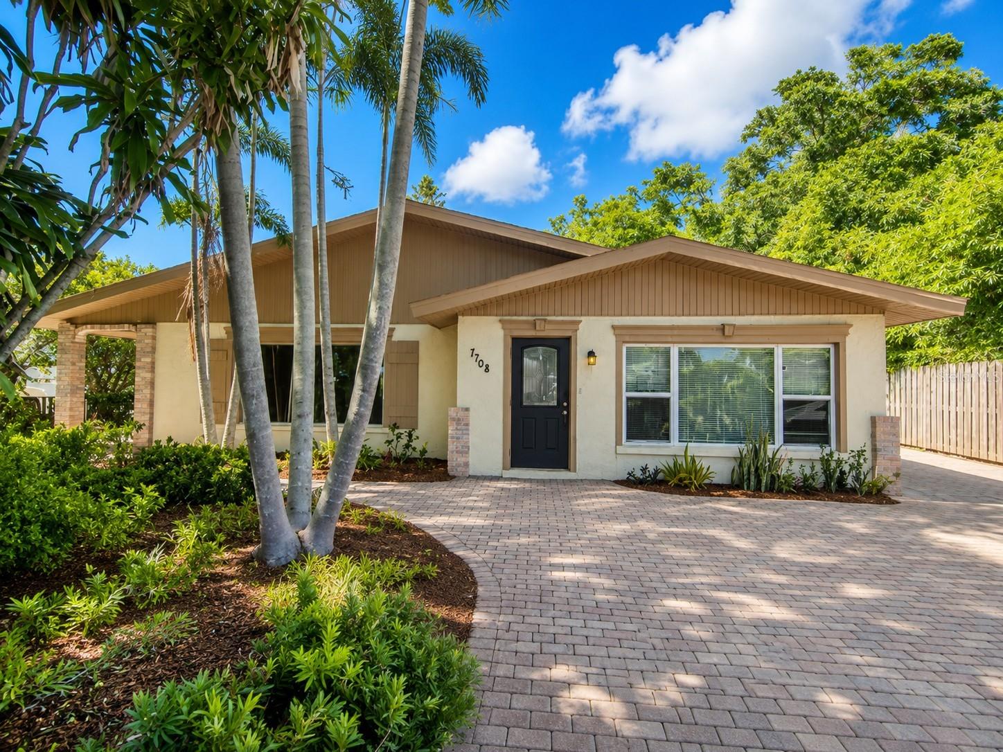 SHORELANDS - Residential