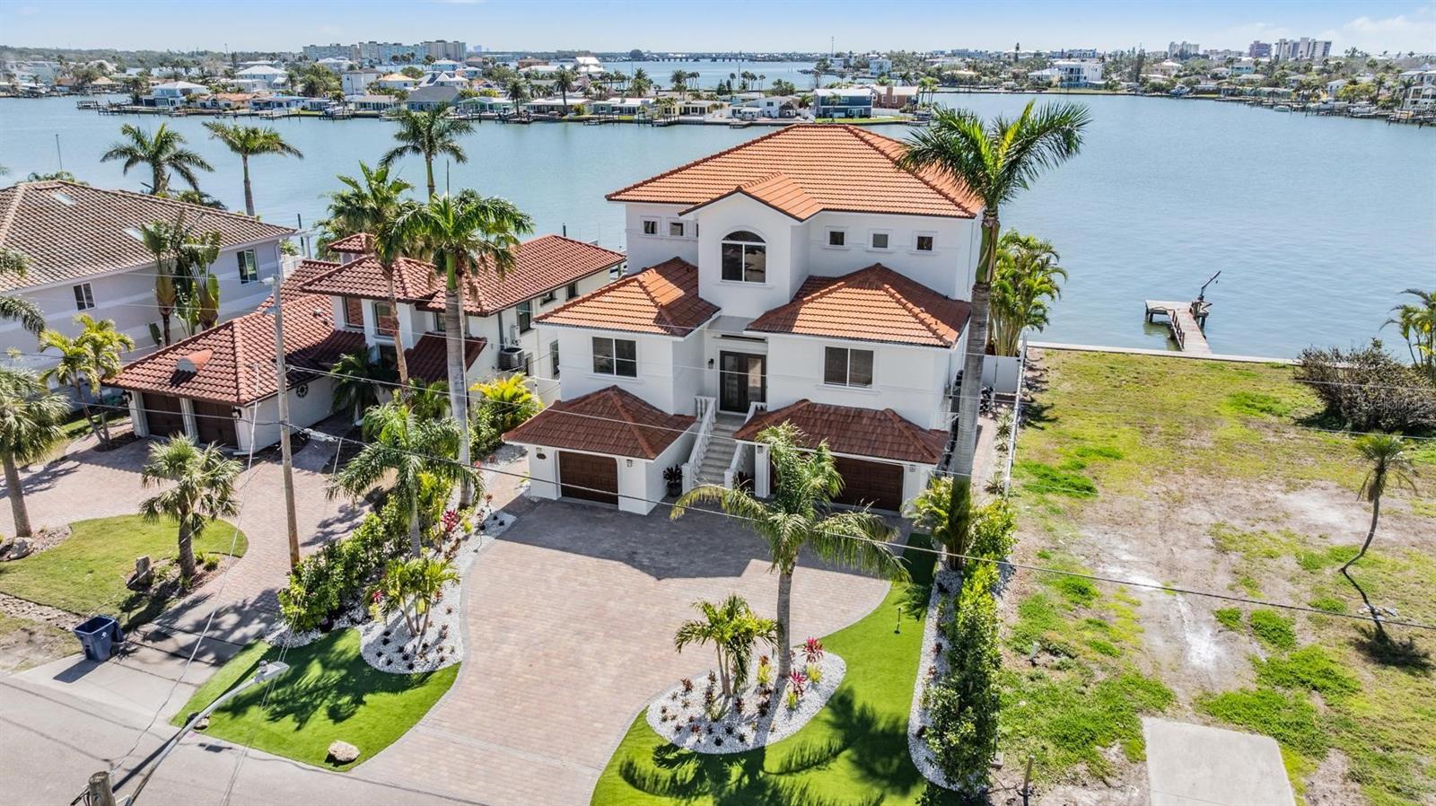 REDINGTON BEACH HOMES 5TH ADD - Residential